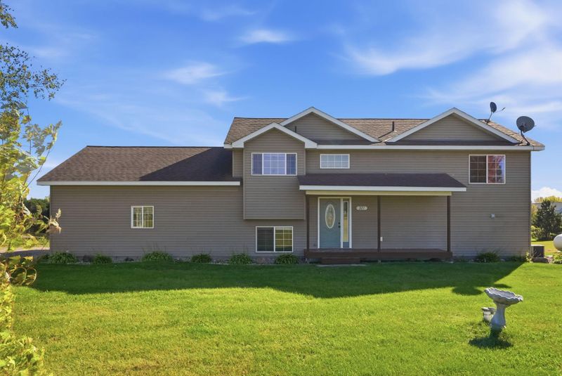 371 Rice City Cir, Darwin, MN 55324