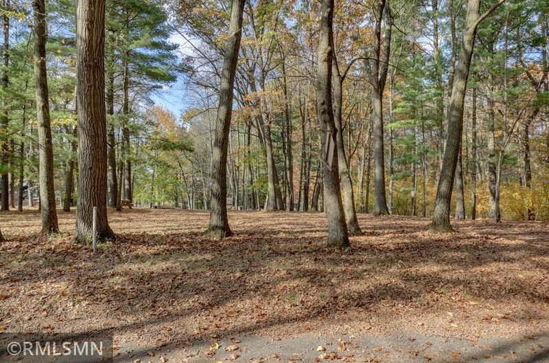 821 Flos Ct, Amery, WI 54001