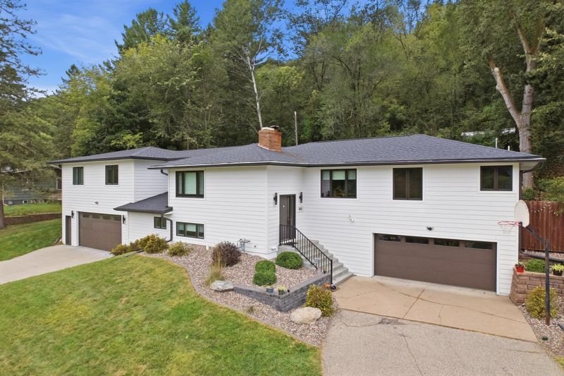 1473 Gilmore Valley Rd, Winona, MN 55987