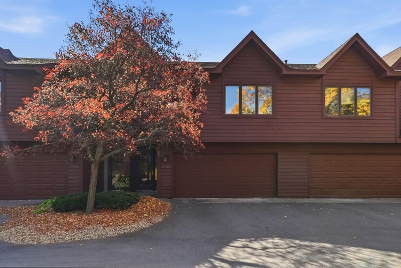 12566 Parkwood Dr, Burnsville, MN 55337