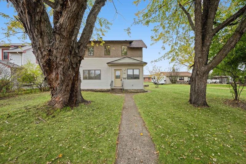 620 W 2nd Ave, Keewatin, MN 55753