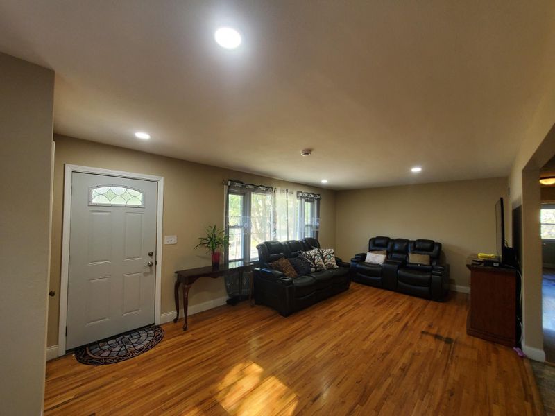 103 5th Ave SW, Faribault, MN 55021