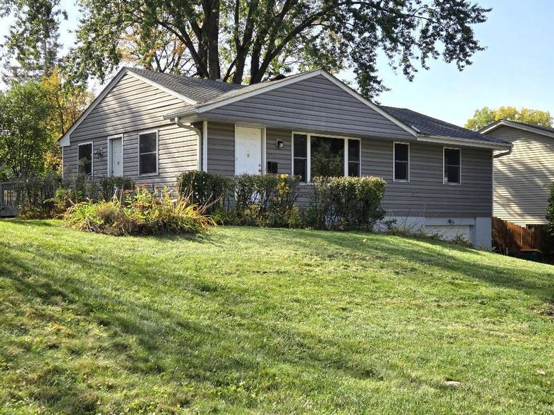 8311 Northern Dr, Crystal, MN 55427