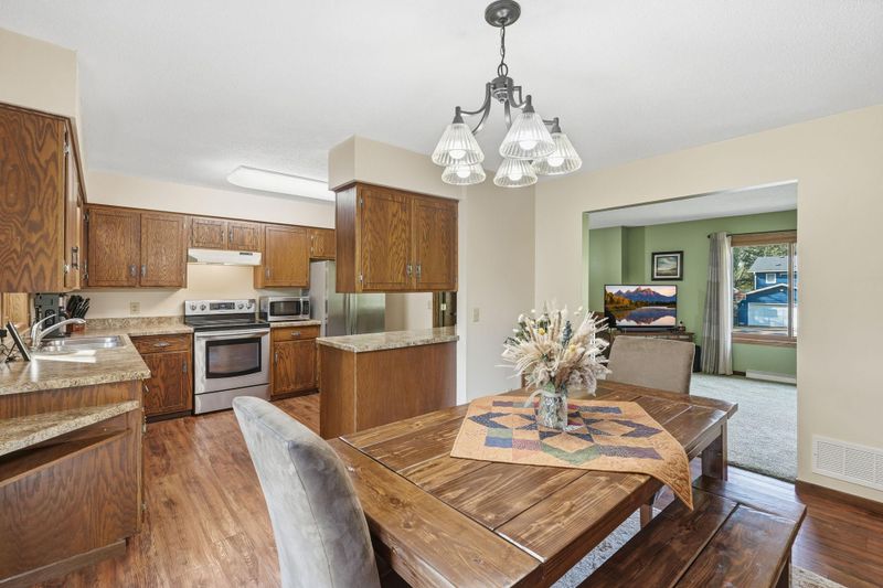 16701 Upper 4th St N, Lakeland, MN 55043