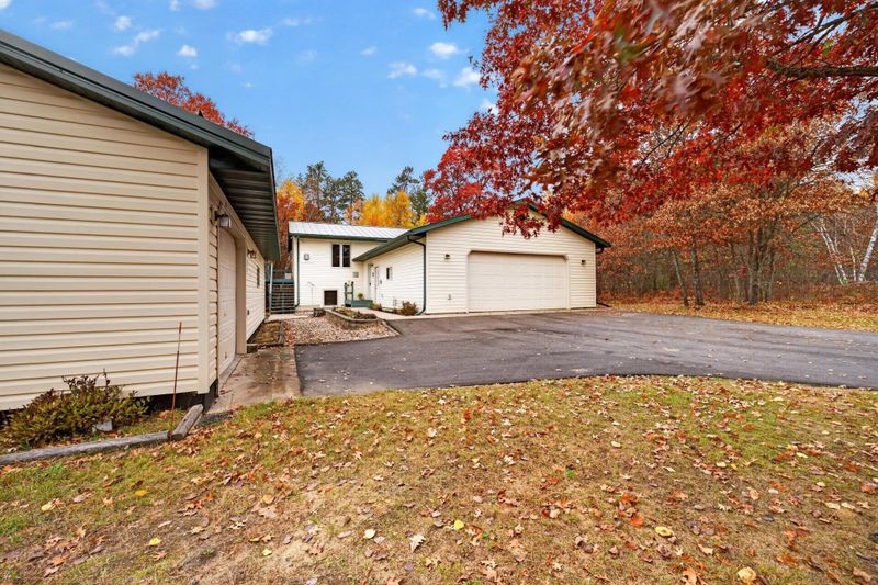 642 Center Point Ct NW, Bemidji, MN 56601