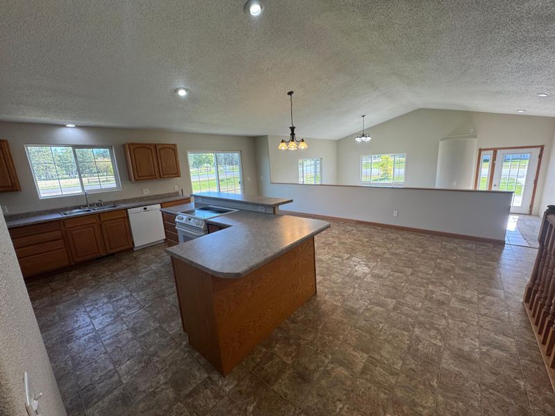 520 12th St NW, Perham, MN 56573