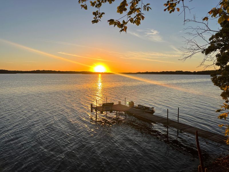 10535 Kimball Ave NW, Annandale, MN 55302