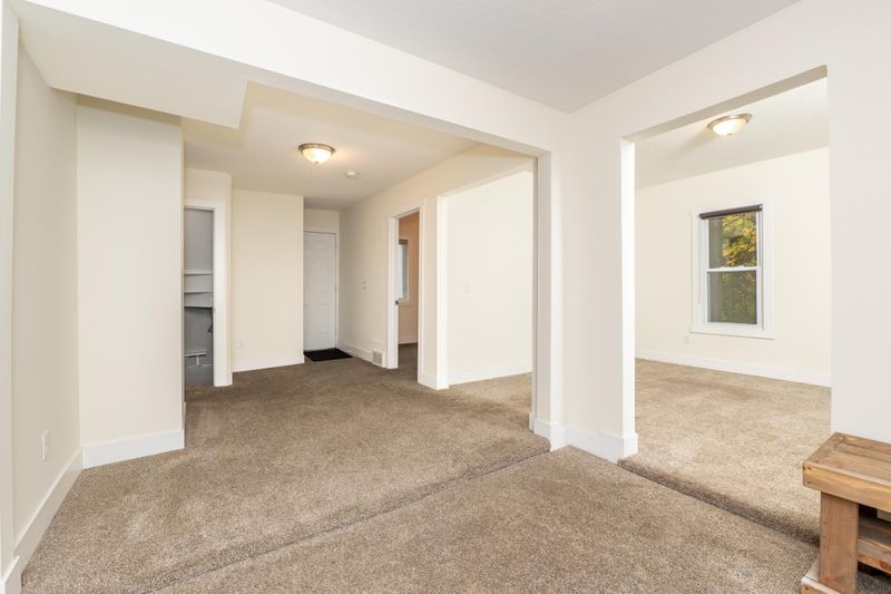 406 Russell Ave N, Minneapolis, MN 55405