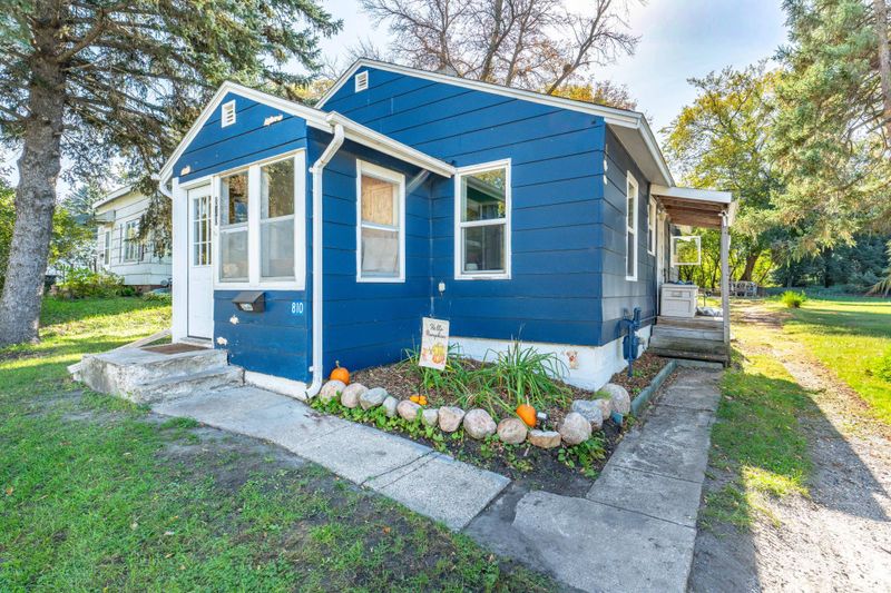810 E Junius Ave, Fergus Falls, MN 56537