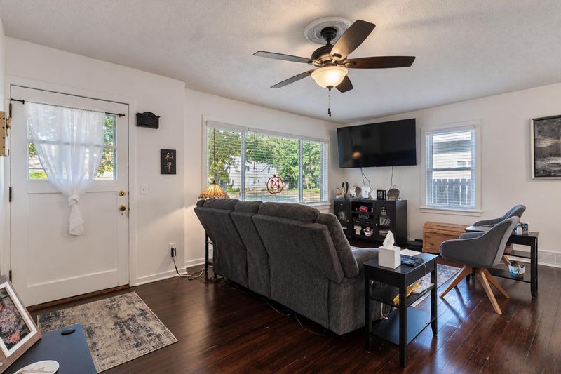 547 E Main St, Owatonna, MN 55060
