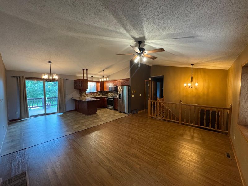 902 4th Ave NE, Little Falls, MN 56345