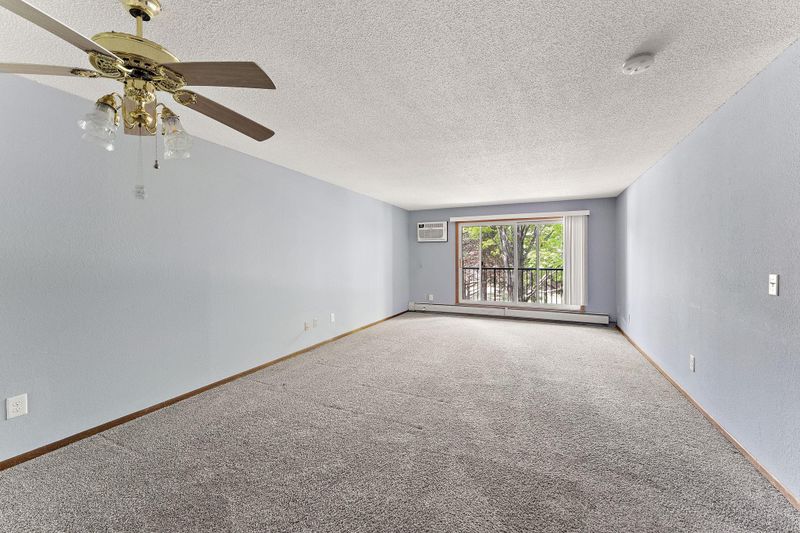 3155 Coachman Rd #308, Eagan, MN 55121