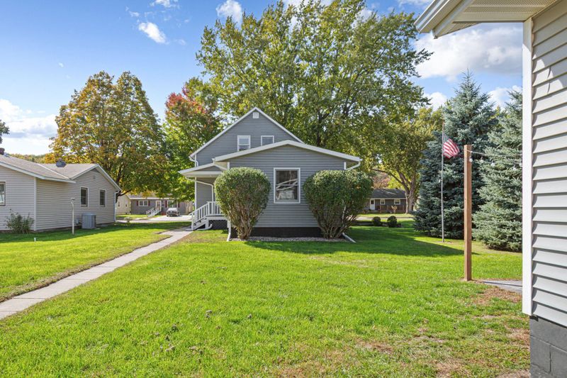 1009 S Jefferson St, New Ulm, MN 56073