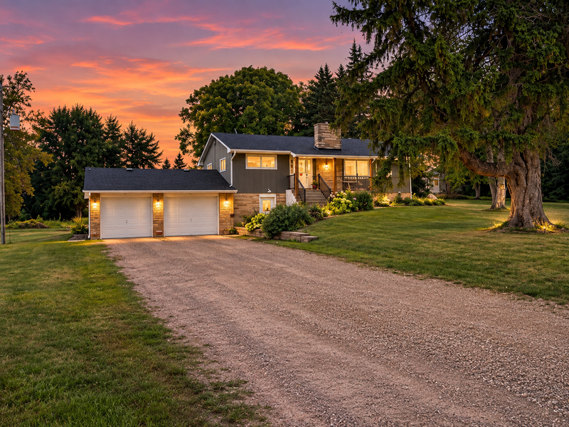 11605 Manning Ave S, Hastings, MN 55033
