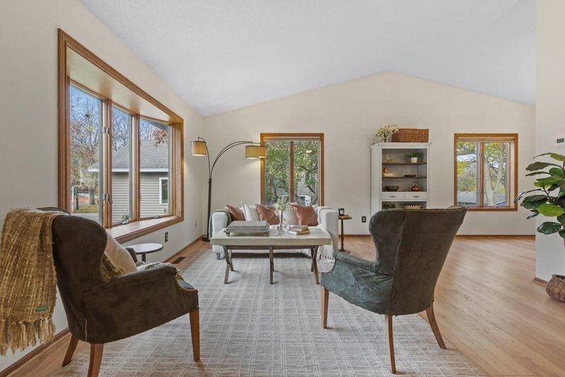 1921 Linda Ln, Saint Cloud, MN 56301