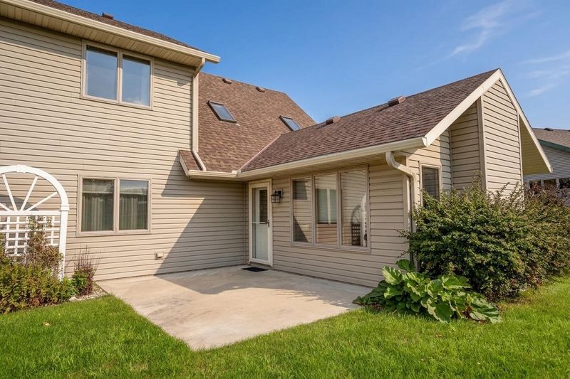 1301 23 St SE, Willmar, MN 56201