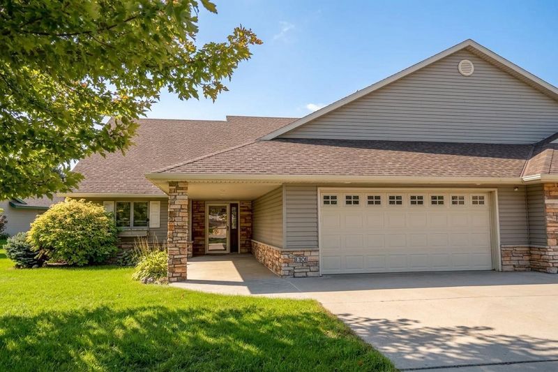 1301 23 St SE, Willmar, MN 56201