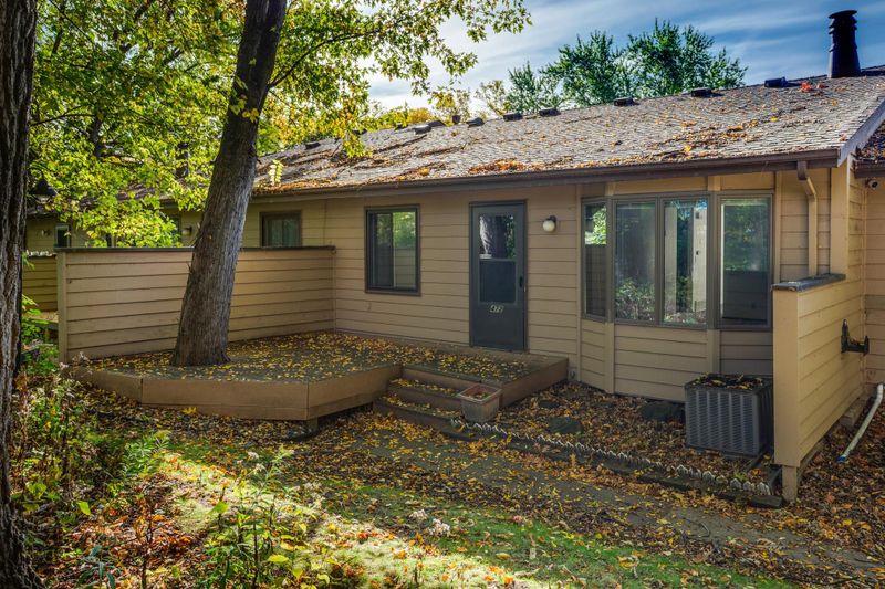 472 W Eagle Lake Dr, Maple Grove, MN 55369