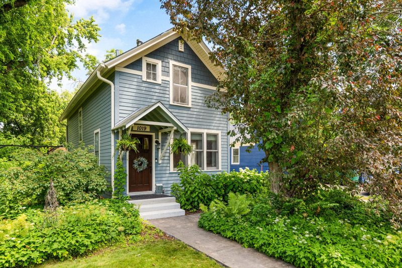 1019 5th Ave S, Stillwater, MN 55082
