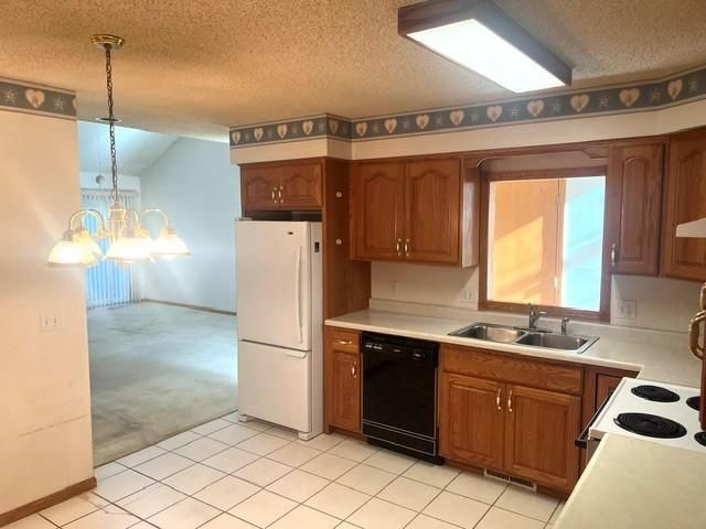 2317 Viola Heights Dr NE, Rochester, MN 55906