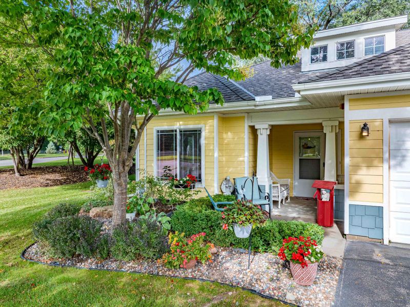 1481 Ravoux Ln, Chaska, MN 55318