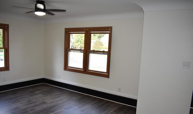 310 Cedar Ave, Hector, MN 55342