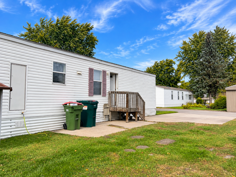 3812 Patriot Ln, Circle Pines, MN 55014