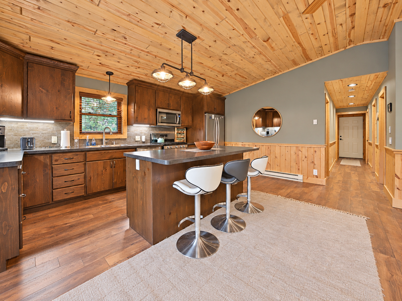 6141 Bourbon Ln, Pequot Lakes, MN 56472