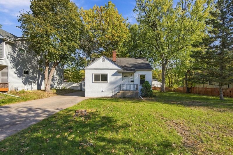 7431 Pillsbury Ave S, Richfield, MN 55423