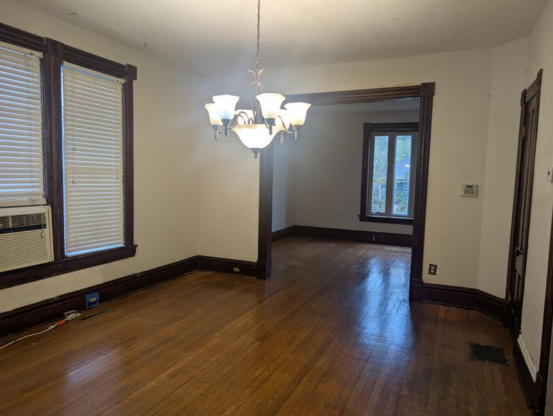 315 Chatsworth St N, Saint Paul, MN 55104