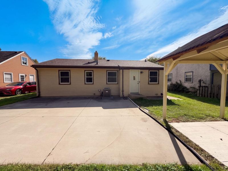 2517 Nokomis Ave, Saint Paul, MN 55119