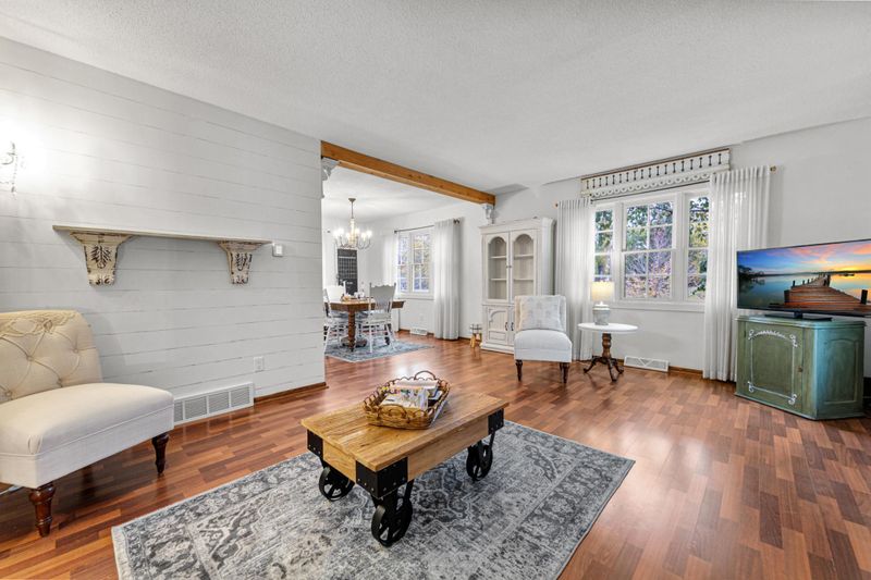 836 Woodley St E, Northfield, MN 55057
