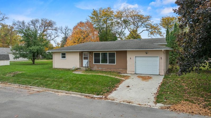 122 W George St, Ivanhoe, MN 56142