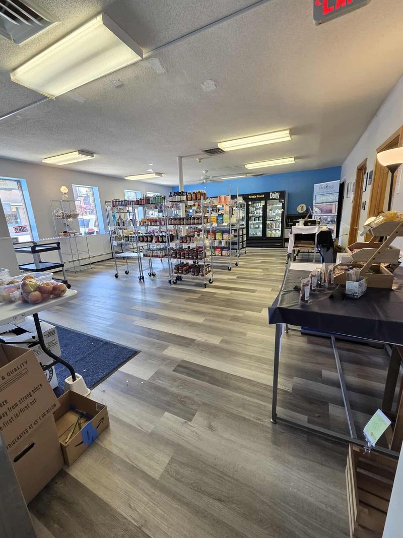 224 S Main St, Zumbrota, MN 55992