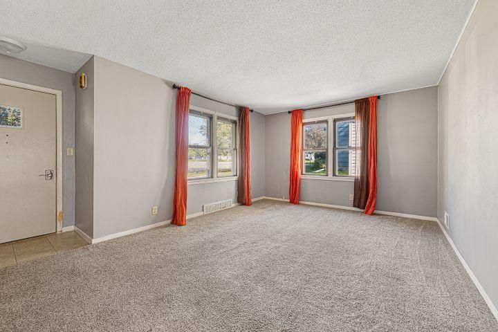 722 Willow St, Fairmont, MN 56031