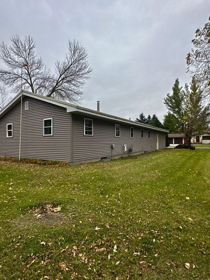 111 Muyres Ave, Carlos, MN 56319