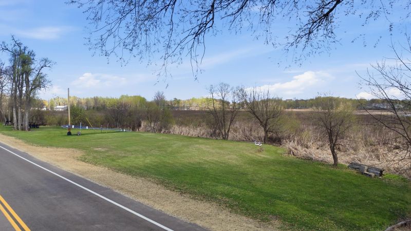215 Shorewood Dr, Detroit Lakes, MN 56501