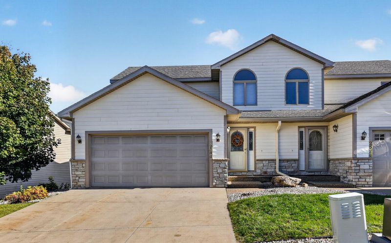 2544 Superior Ln NW, Rochester, MN 55901