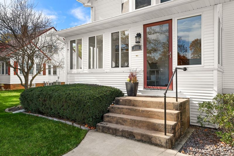 309 S Jefferson St, Houston, MN 55943