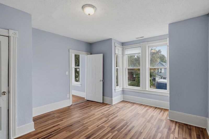 669 Case Ave, Saint Paul, MN 55106