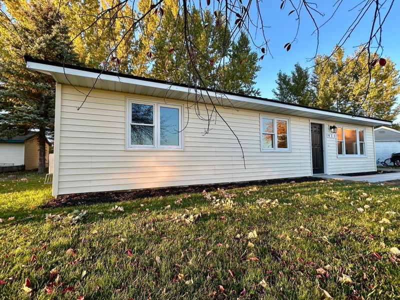 611 Evergreen St, Thief River Falls, MN 56701