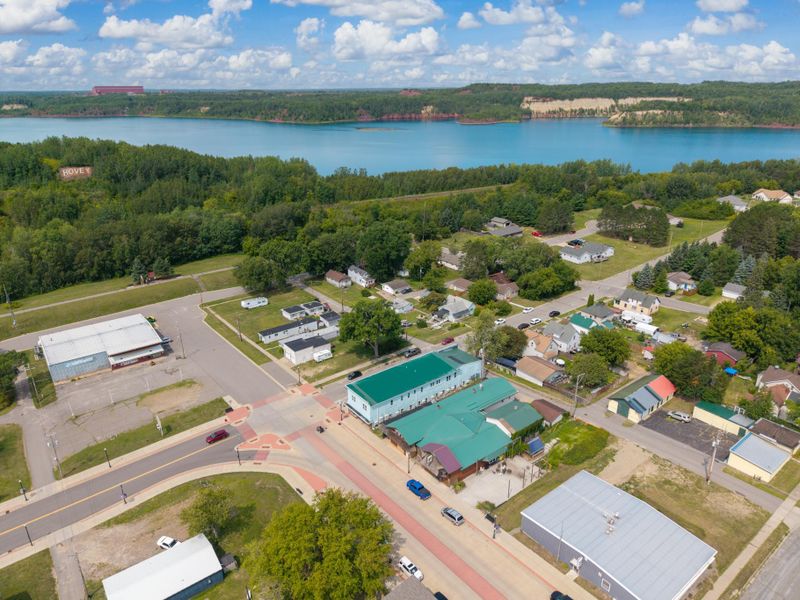 209 2nd St, Bovey, MN 55709