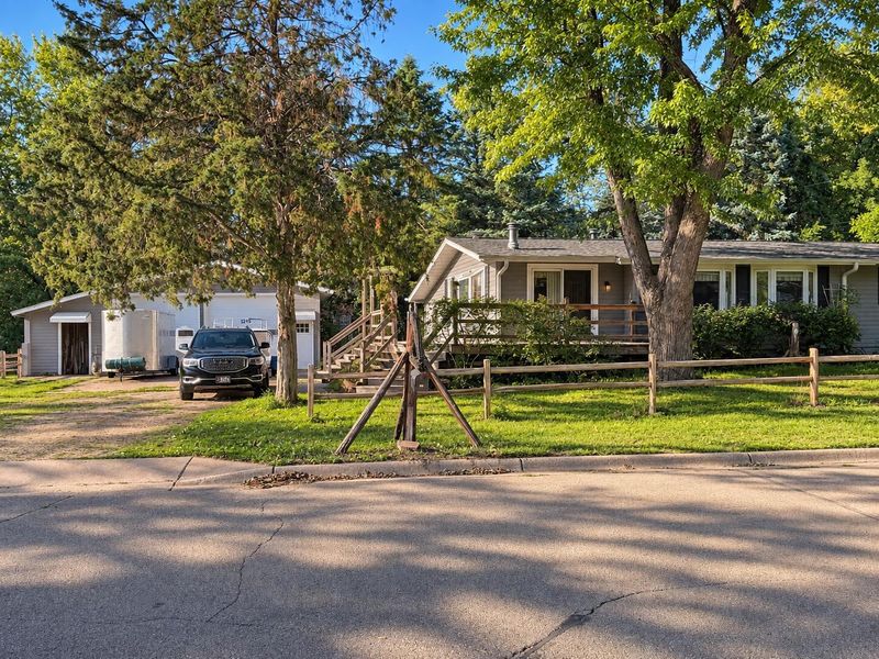1236 2nd St, Saint Paul Park, MN 55071