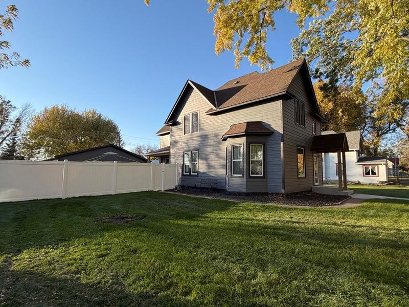 0 S Park St, Hendricks, MN 56136