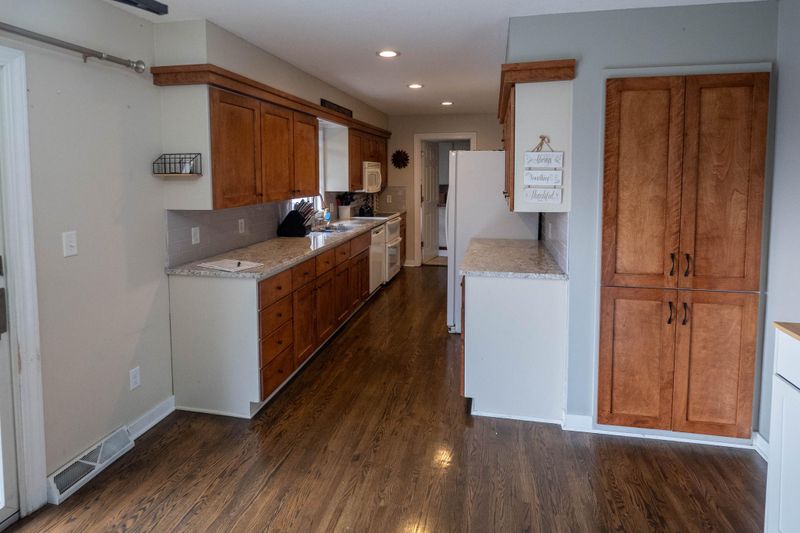 3956 Oak Park Circle Se, Rochester, MN 55904