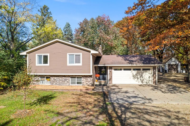 31 Lilac St, Lino Lakes, MN 55014