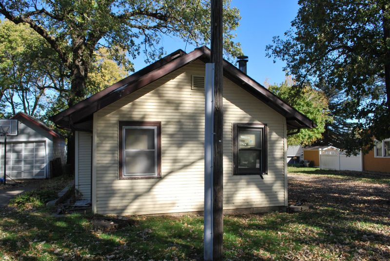 206 Lakeview St, Fairmont, MN 56031