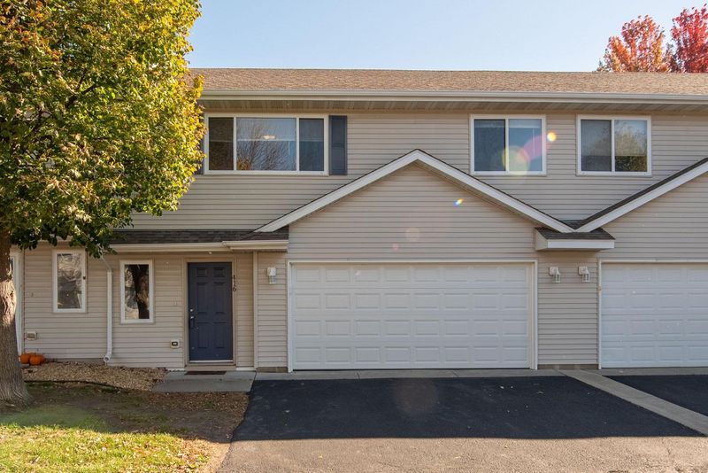 416 Tanager Pa, Mankato, MN 56001