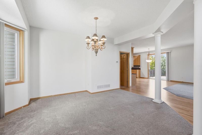 9915 Chestnut Ave N, Brooklyn Park, MN 55443