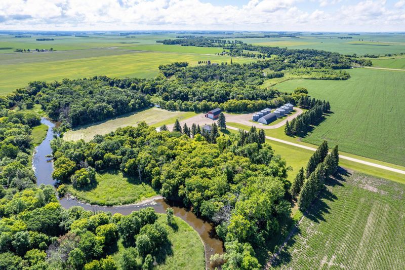 7500 80th St S, Sabin, MN 56580